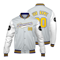 Maßgeschneiderte Hellgrau Weiß Letterman Varsity Jacket Individuelle Stickerei Druck nach Ihrem Wunsch