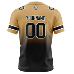 Benutzerdefinierte Gold Schwarz Gradient Fußball Trikots Personalisierter Name Nummer Logo
