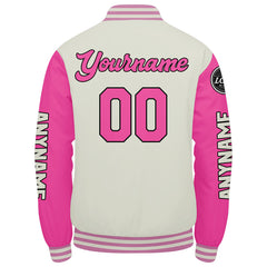Maßgeschneiderte Creme Rosa Letterman Varsity Jacket Individuelle Stickerei Druck nach Ihrem Wunsch
