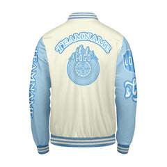 Maßgeschneiderte Weiß Blau Letterman Varsity Jacket Individuelle Stickerei Druck nach Ihrem Wunsch