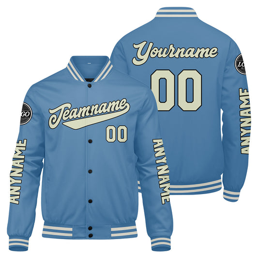 Maßgeschneiderte Hellblaue Creme Letterman Varsity Jacket Individuelle Stickerei Druck nach Ihrem Wunsch
