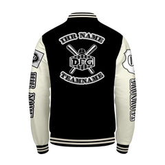 Maßgeschneiderte Schwarz Weiß Letterman Varsity Jacket Individuelle Stickerei Druck nach Ihrem Wunsch