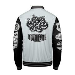 Maßgeschneiderte Grau Schwarz Letterman Varsity Jacket Individuelle Stickerei Druck nach Ihrem Wunsch