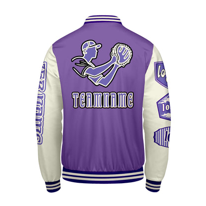 Maßgeschneiderte Lila Weiß Letterman Varsity Jacket Individuelle Stickerei  Druck nach Ihrem Wunsch