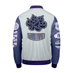 Maßgeschneiderte Grau Lila Letterman Varsity Jacket Individuelle Stickerei  Druck nach Ihrem Wunsch