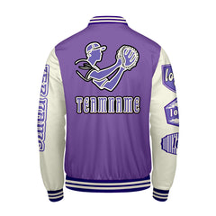 Maßgeschneiderte Lila Weiß Letterman Varsity Jacket Individuelle Stickerei  Druck nach Ihrem Wunsch