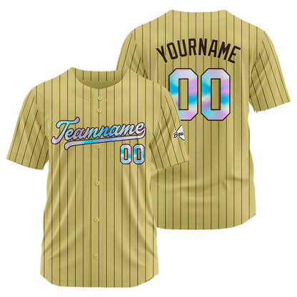 Ein personalisiertes  authentisches Baseball-Trikot und eine Netz-Baseballmütze