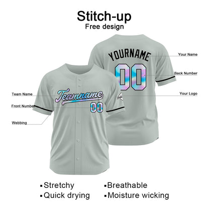 Ein personalisiertes  authentisches Baseball-Trikot und eine Netz-Baseballmütze